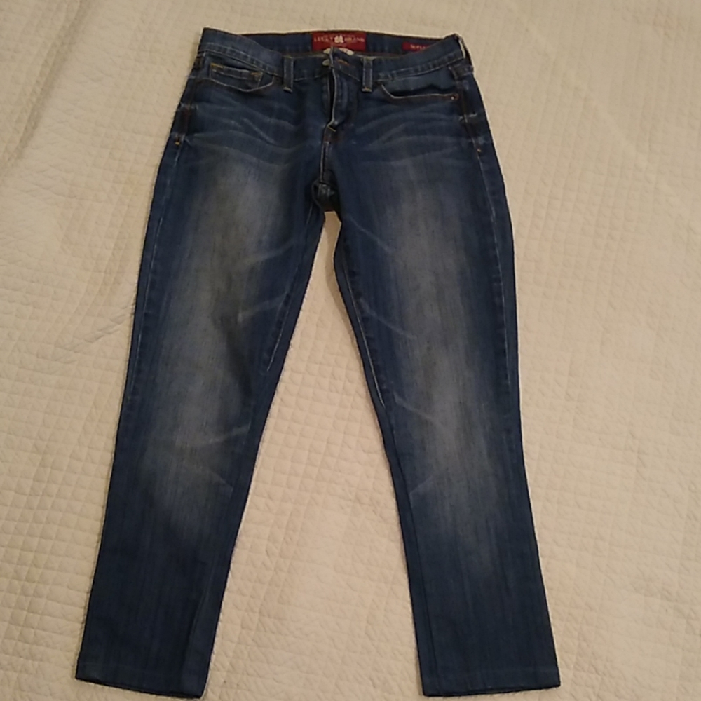 Lucky jeans skinny  size 27" waist. Inseam 25"